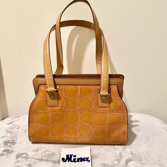 Authentic S.Ferragamo Vintage 1990Camel logo Milan Italy bag - Picture 2 of 14